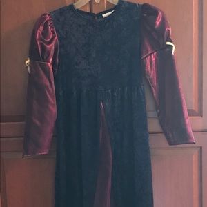 AG Medieval Princess Child Girl Costume Sz Med.